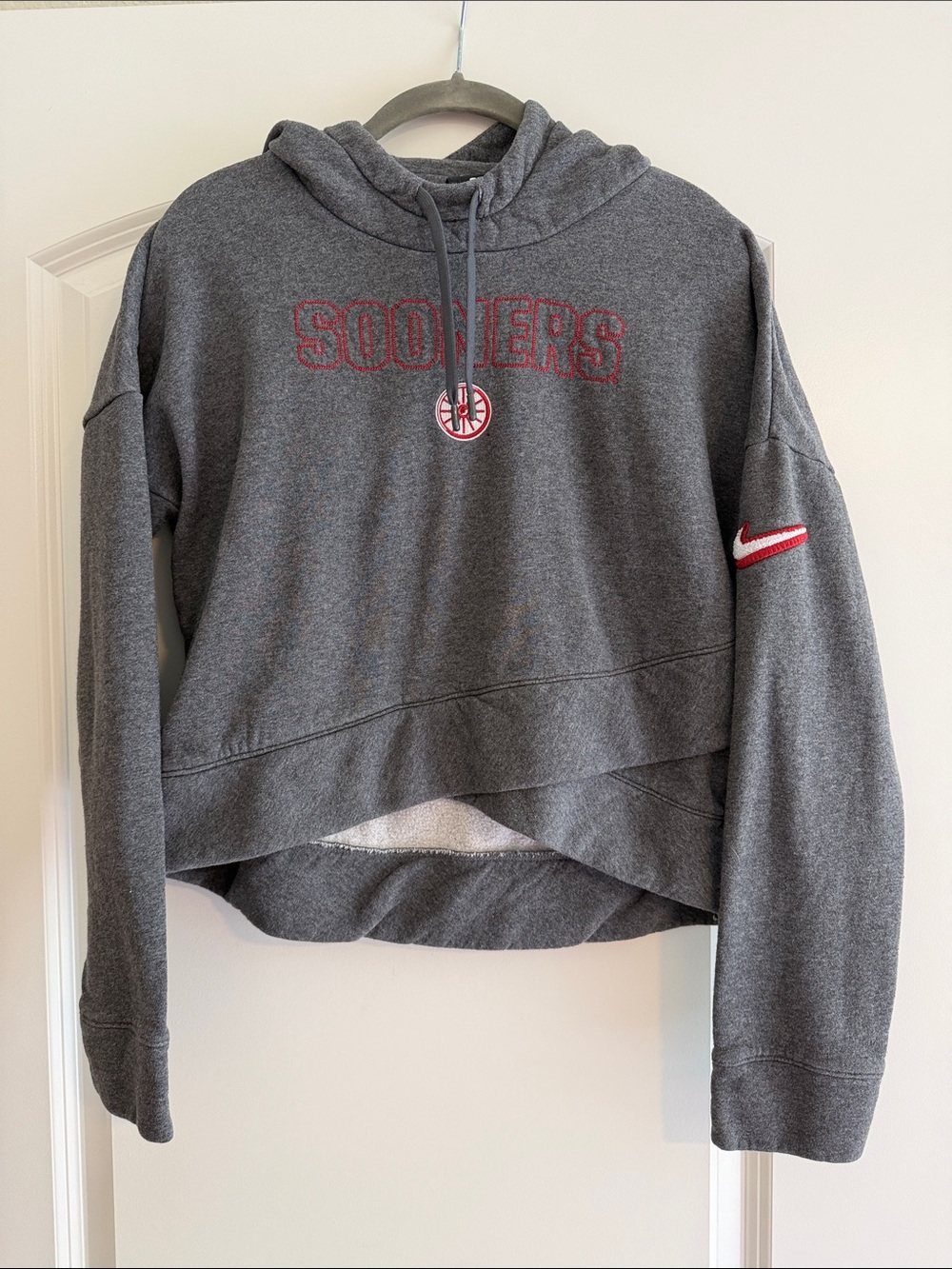 Nike Dark Gray Oklahoma Sooners Cropped Hoodie
